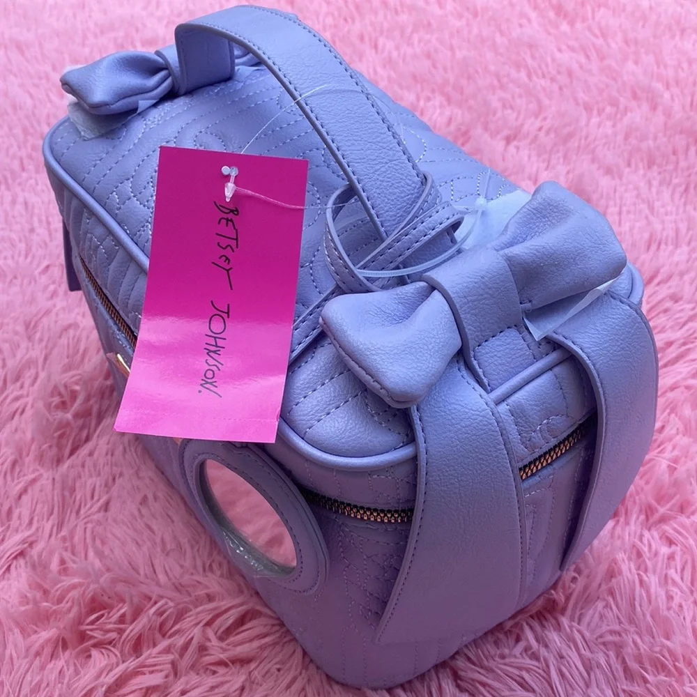 💜 Betsey Johnson Lavender Vanity Train Case